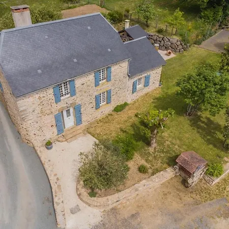 Holiday home Chez Paulaine Genis