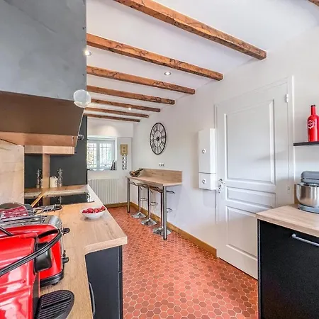 Chez Paulaine Holiday home Genis